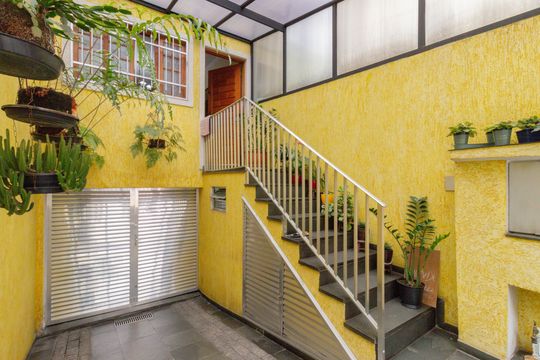 Garagem de casa à venda com 2 quartos, 125m² em Brasilândia, São Paulo