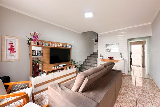 Casa à venda com 3 quartos, 132m² em Demarchi, São Bernardo do Campo