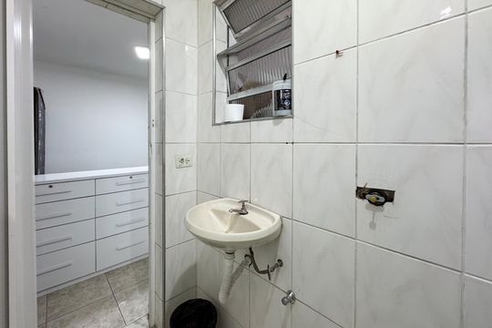 Banheiro de serviço de casa para alugar com 4 quartos, 210m² em Vila Claraval, São Bernardo do Campo