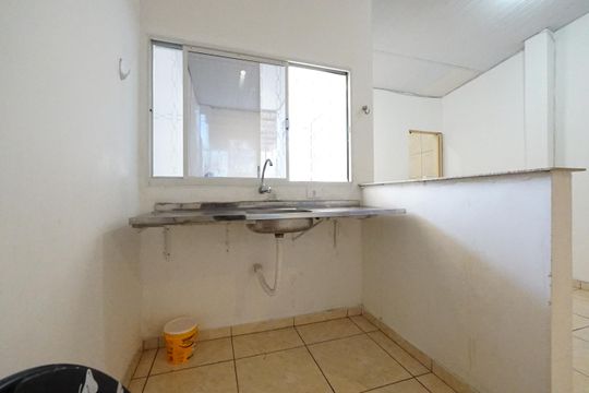 Cozinha de casa para alugar com 1 quarto, 40m² em Ipiranga, São Paulo