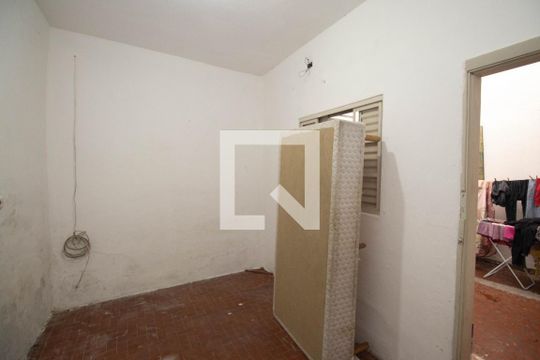Casa à venda com 3 quartos, 210m² em Guapira, São Paulo