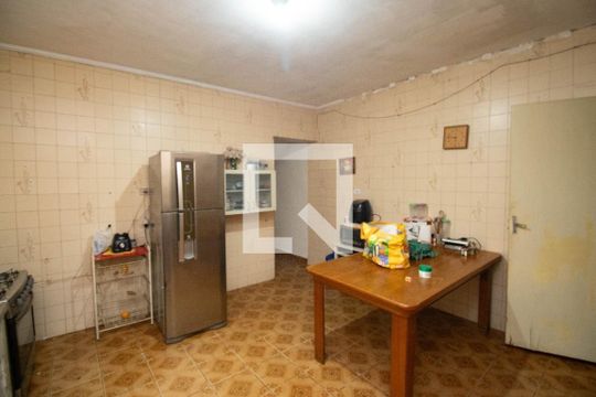 Casa à venda com 3 quartos, 210m² em Guapira, São Paulo