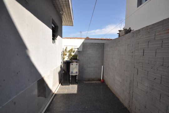 Quintal de casa à venda com 7 quartos, 364m² em Jardim Daysy, São Paulo
