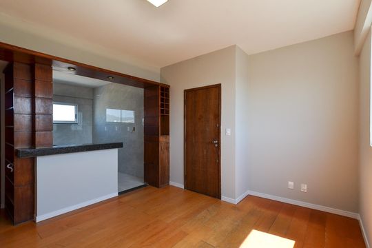 Apartamento à venda com 2 quartos, 50m² em Colégio Batista, Belo Horizonte
