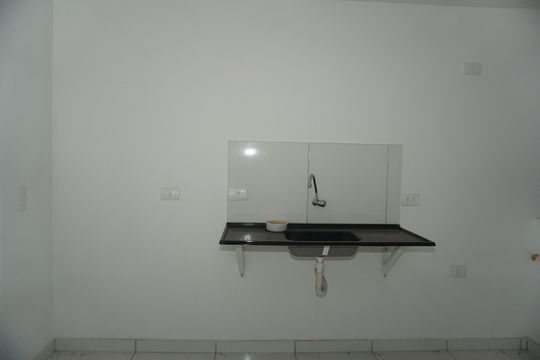 Cozinha de apartamento para alugar com 2 quartos, 59m² em Chácaras São Marcos, Embu das Artes