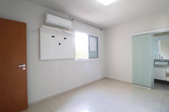 Quarto 3 - Suíte de apartamento para alugar com 3 quartos, 106m² em Santa Mônica, Uberlândia