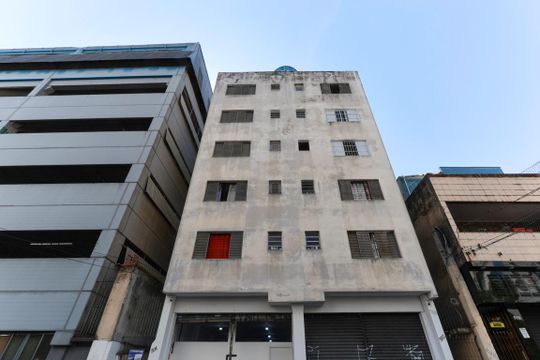 Fachada do prédio de apartamento para alugar com 1 quarto, 80m² em Lauzane Paulista, São Paulo