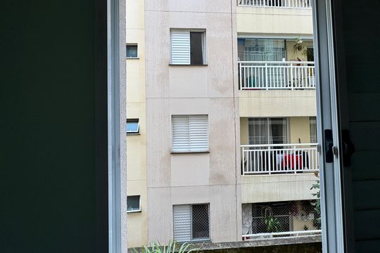 Vista do Quarto 1 de apartamento para alugar com 2 quartos, 42m² em Jardim Nova Coimbra, Cotia