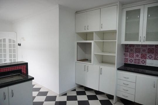 Cozinha de casa de condomínio para alugar com 3 quartos, 350m² em Morada dos Pássaros, Barueri