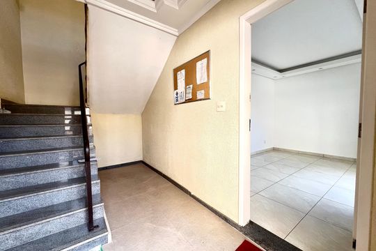 Hall de entrada de apartamento para alugar com 2 quartos, 60m² em Teixeiras, Juiz de Fora