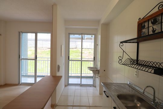 Cozinha  de apartamento para alugar com 2 quartos, 47m² em Maubisa, Ribeirão Preto