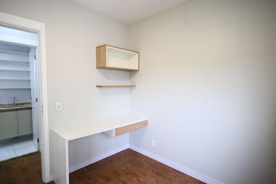 Quarto 2 de apartamento para alugar com 2 quartos, 56m² em Continental, Osasco