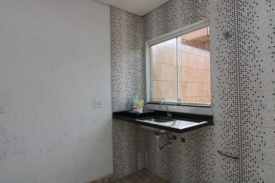 cozinha de casa para alugar com 1 quarto, 37m² em Cidade Líder, São Paulo