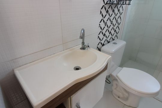 banheiro de casa para alugar com 1 quarto, 37m² em Cidade Líder, São Paulo
