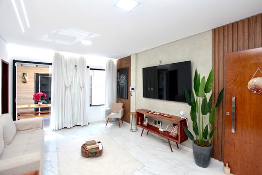 Sala de casa à venda com 3 quartos, 160m² em Sapucaias Iii, Contagem