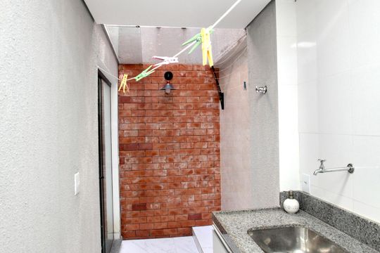 Cozinha e Área de Serviço de casa à venda com 3 quartos, 160m² em Sapucaias Iii, Contagem
