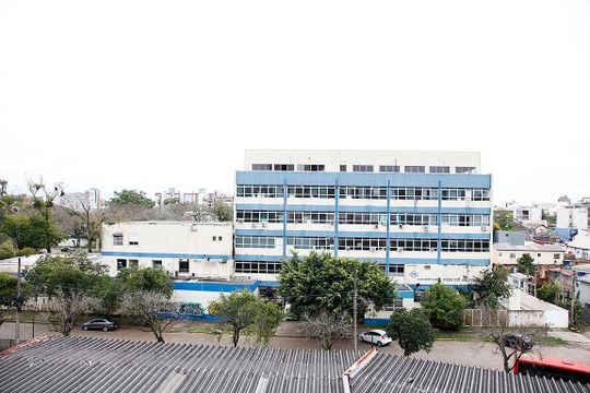 Varanda / Sacada Churrasqueira Vista de casa de condomínio à venda com 3 quartos, 100m² em Azenha, Porto Alegre