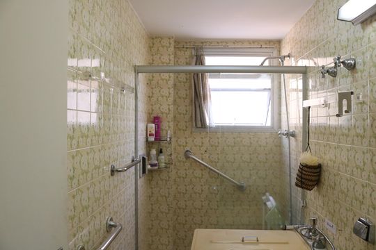 Banheiro 1 de apartamento à venda com 3 quartos, 115m² em Perdizes, São Paulo