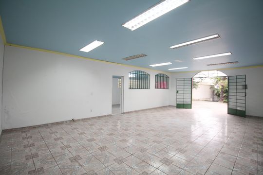 Sala de casa à venda com 1 quarto, 130m² em Jardim Santa Efigenia, São Paulo