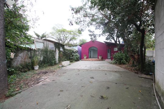 Quintal de casa à venda com 1 quarto, 130m² em Jardim Santa Efigenia, São Paulo