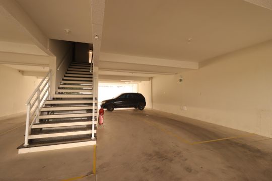 Garagem de apartamento para alugar com 2 quartos, 83m² em Parque Novo Oratório, Santo André