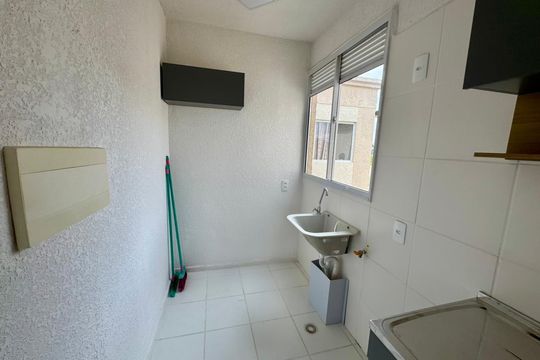 Área de serviço de apartamento à venda com 2 quartos, 39m² em Umbará, Curitiba