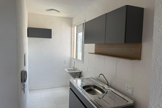 Cozinha de apartamento à venda com 2 quartos, 39m² em Umbará, Curitiba