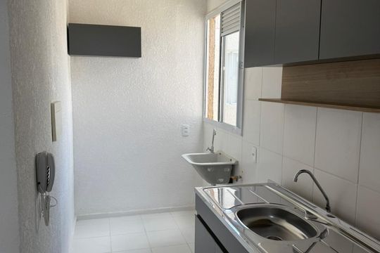 Cozinha de apartamento à venda com 2 quartos, 39m² em Umbará, Curitiba