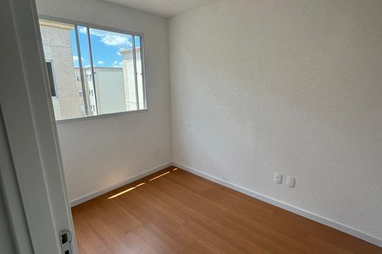 Quarto de apartamento à venda com 2 quartos, 39m² em Umbará, Curitiba