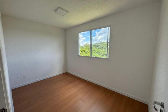 Quarto de apartamento à venda com 2 quartos, 39m² em Umbará, Curitiba