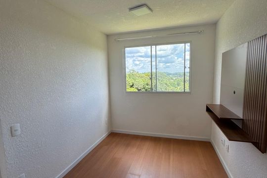 Apartamento à venda com 2 quartos, 39m² em Umbará, Curitiba