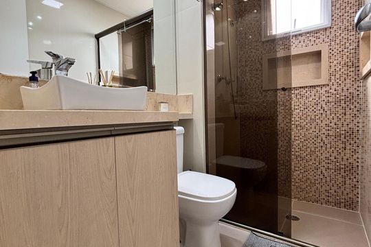 Banheiro  de apartamento para alugar com 2 quartos, 65m² em Green Valley, Barueri