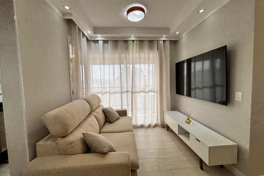 Sala de apartamento para alugar com 2 quartos, 65m² em Green Valley, Barueri