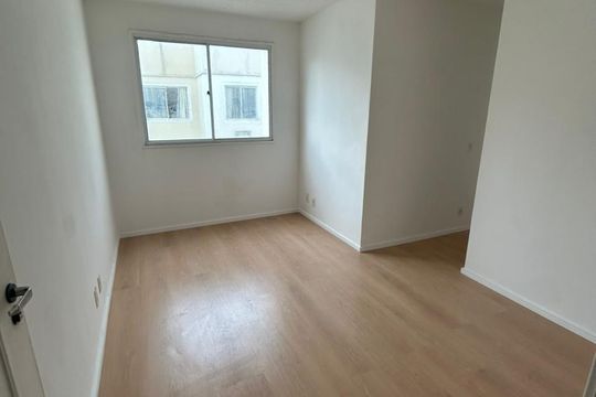 Sala de apartamento à venda com 2 quartos, 43m² em Campo Grande, Rio de Janeiro