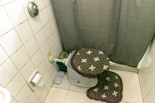 Banheiro de apartamento à venda com 2 quartos, 60m² em Irajá, Rio de Janeiro