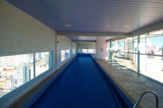 Área comum - Piscina de apartamento para alugar com 1 quarto, 32m² em Centro, Curitiba