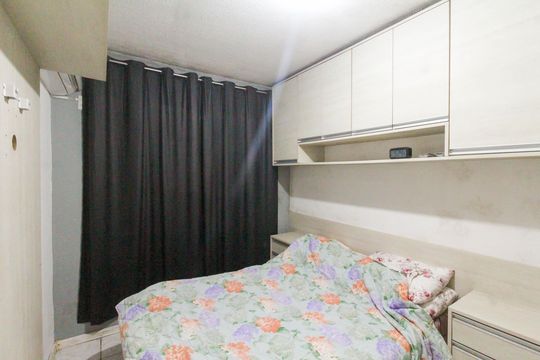 Quarto 2 de apartamento para alugar com 2 quartos, 50m² em Guajuviras, Canoas