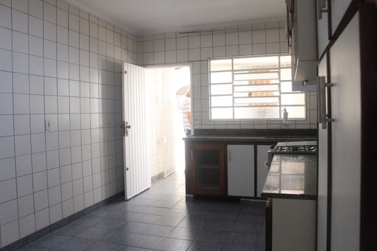 Cozinha de casa para alugar com 3 quartos, 180m² em Jardim Sao Caetano, São Caetano do Sul