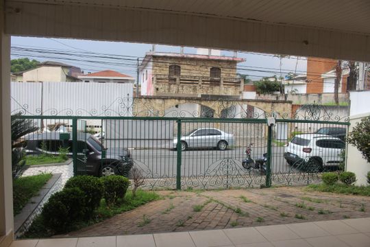 Garagem de casa para alugar com 3 quartos, 180m² em Jardim Sao Caetano, São Caetano do Sul
