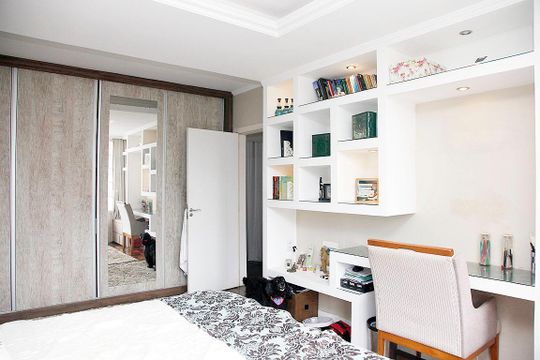 Quarto 1 de apartamento à venda com 3 quartos, 113m² em Santana, Porto Alegre