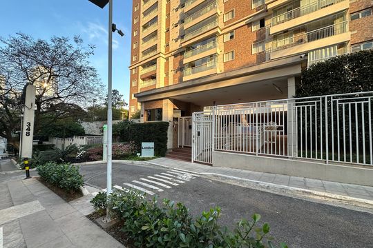 Fachada e portaria de apartamento à venda com 3 quartos, 107m² em Empresarial 18 do Forte, Barueri