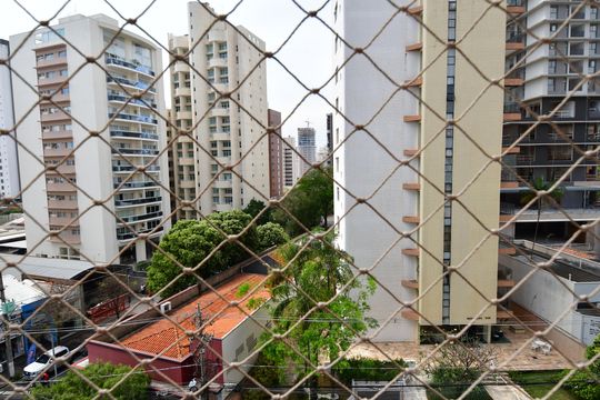 Sala - Vista de apartamento para alugar com 3 quartos, 140m² em Cambuí, Campinas