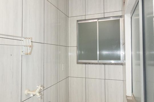 Área de Serviço de casa para alugar com 1 quarto, 35m² em Paciência, Rio de Janeiro