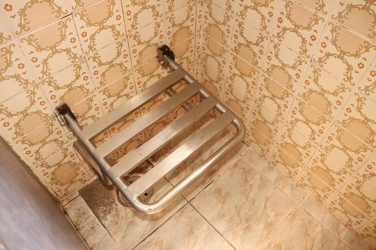 Banheiro social de apartamento para alugar com 2 quartos, 45m² em Artur Alvim, São Paulo