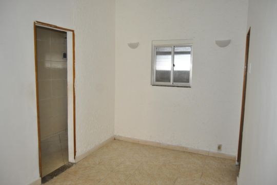 Sala de casa de condomínio à venda com 2 quartos, 90m² em Encantado, Rio de Janeiro