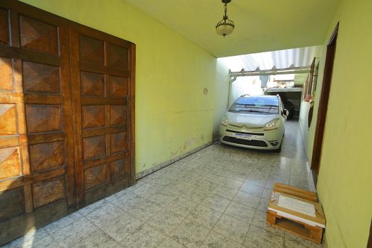 Garagem  de casa à venda com 3 quartos, 250m² em Jardim Brasilandia, São Bernardo do Campo