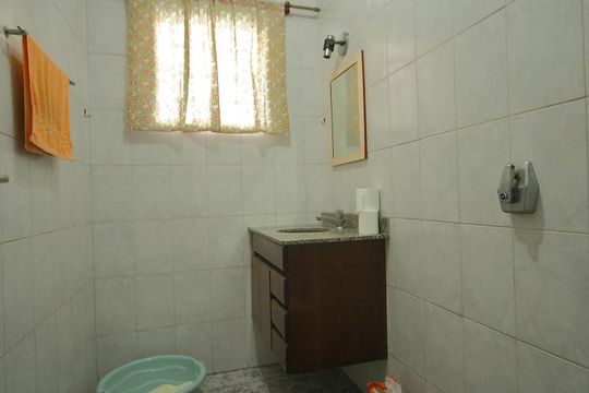 Banheiro 1  de casa à venda com 3 quartos, 250m² em Jardim Brasilandia, São Bernardo do Campo
