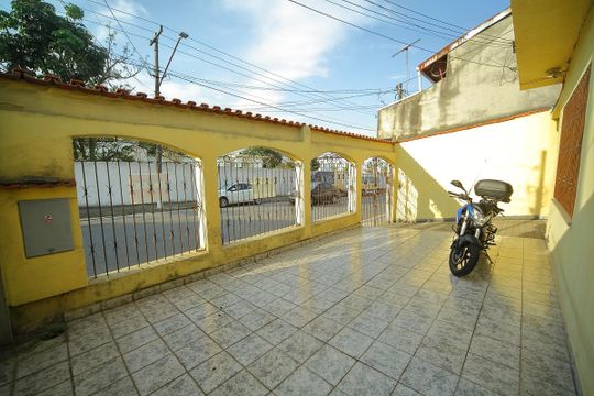 Quintal de casa à venda com 3 quartos, 250m² em Jardim Brasilandia, São Bernardo do Campo