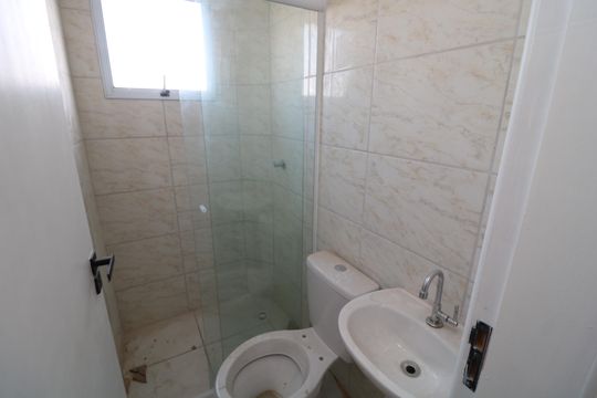 Banheiro de apartamento à venda com 2 quartos, 36m² em Vila Bela, São Paulo