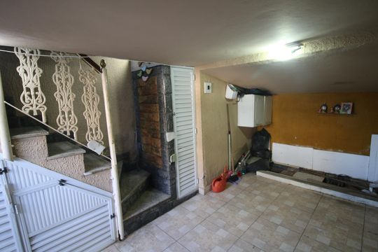 Garagem de casa à venda com 2 quartos, 120m² em Vista Alegre, Rio de Janeiro